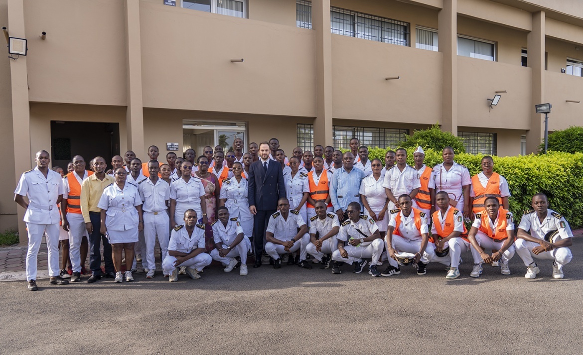 Abidjan Terminal renforce son engagement en faveur de la formation des jeunes talents du secteur maritime et portuaire.